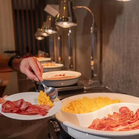 Hf Fénix Urban Szálloda