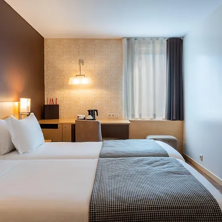 Hf Fénix Urban 4*