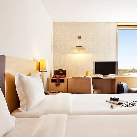 Hf Fenix Urban Otel