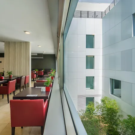 Hotel Hf Fenix Urban