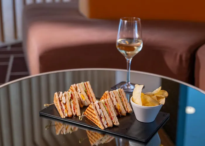 Hotel Hf Fenix Urban 4*