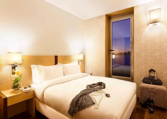 Hotel Hf Fenix Urban 4*